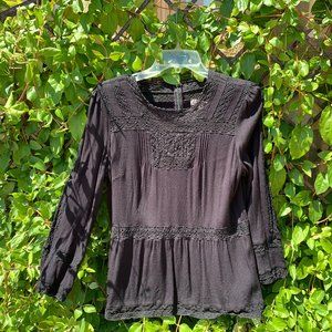 Point Sur Black Blouse with Lace Detail
